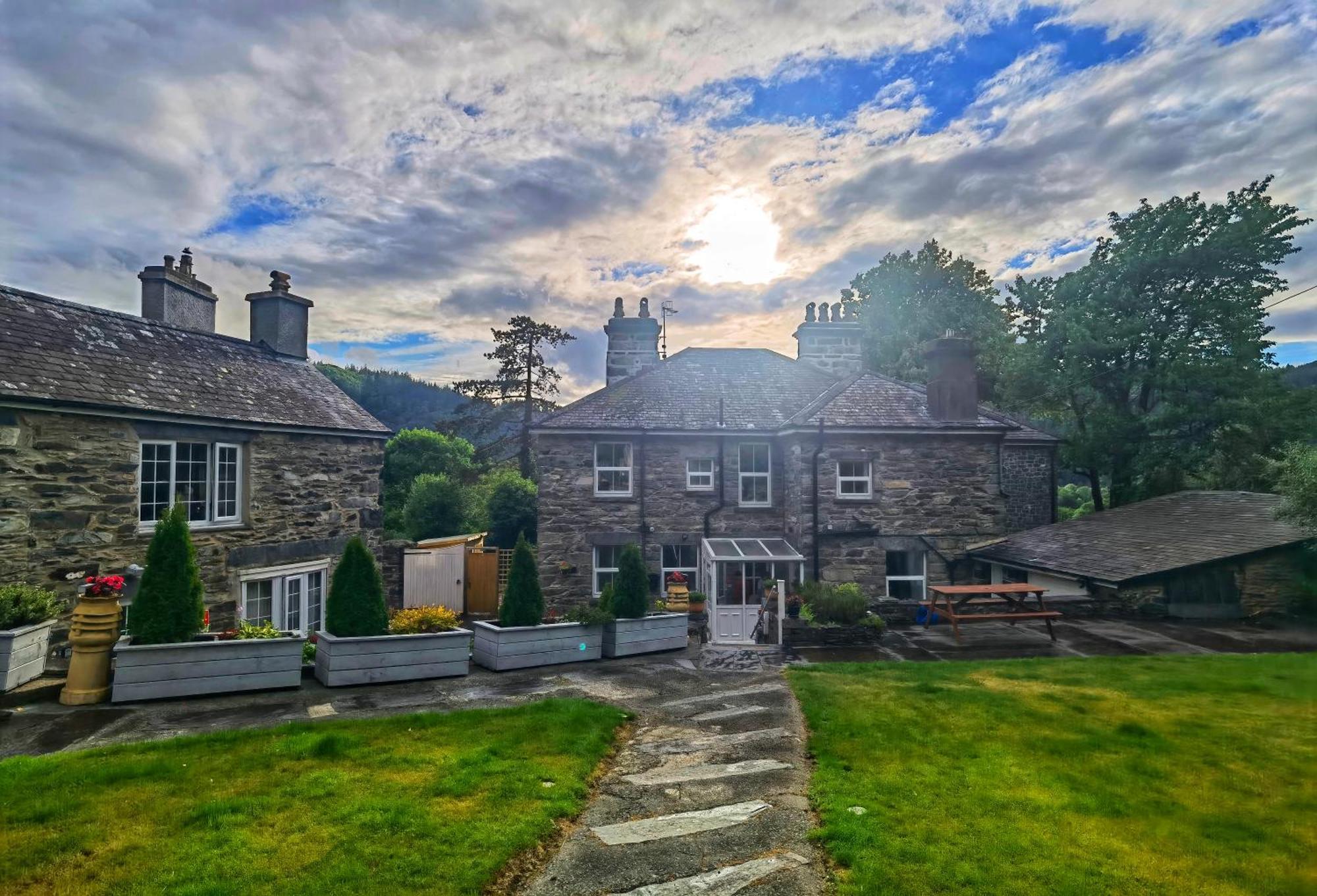 Cosy 2 Bedroom Cottage In Betws Y Coed, Snowdonia 外观 照片